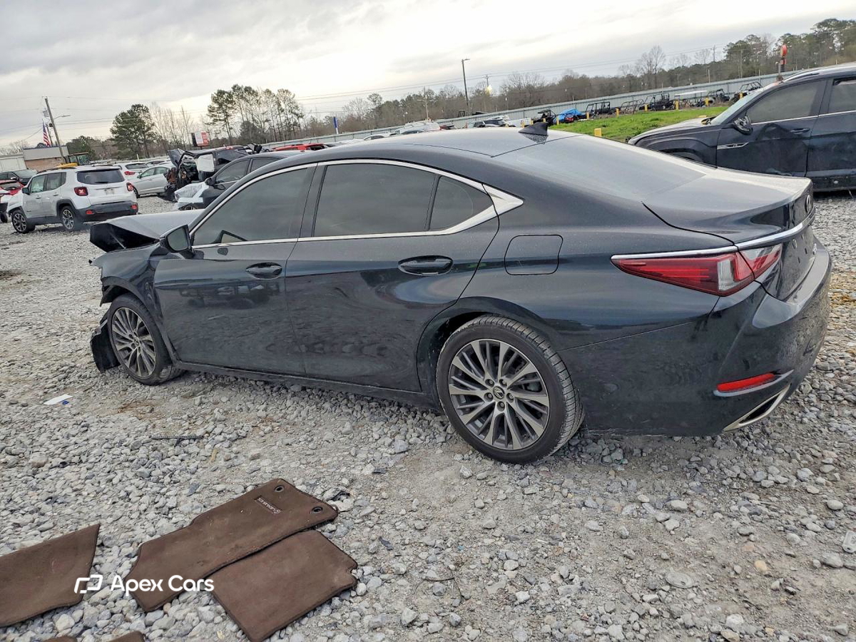 Lexus ES 2021
