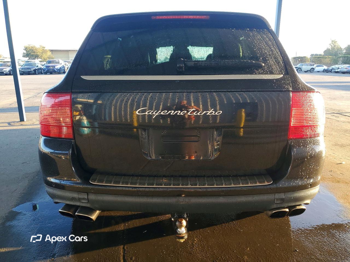 Porsche Cayenne 2004