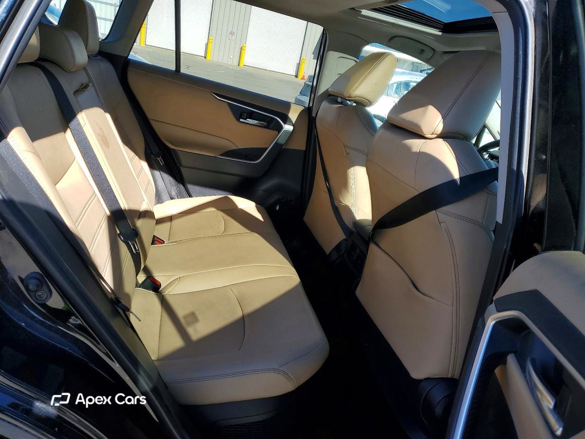 Toyota RAV 4 2021