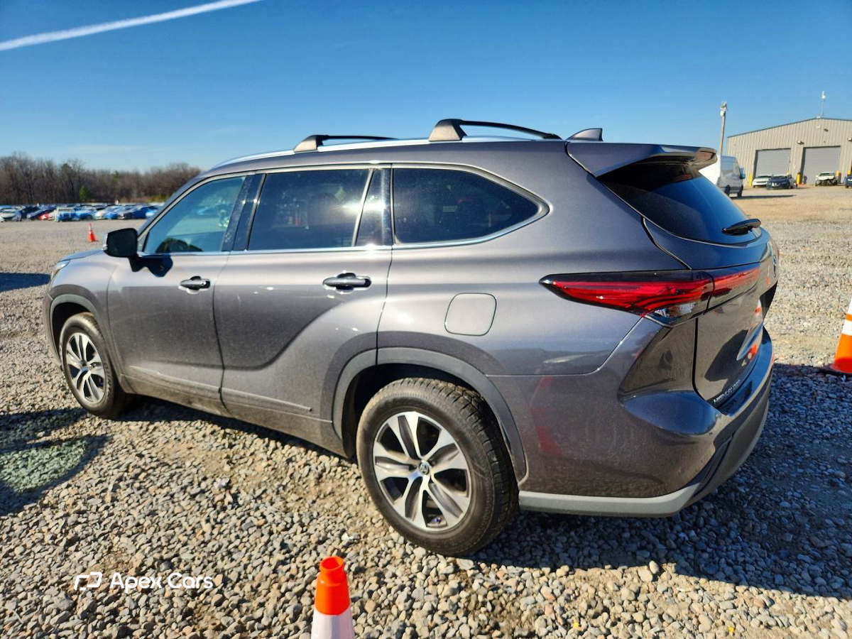Toyota Highlander 2021