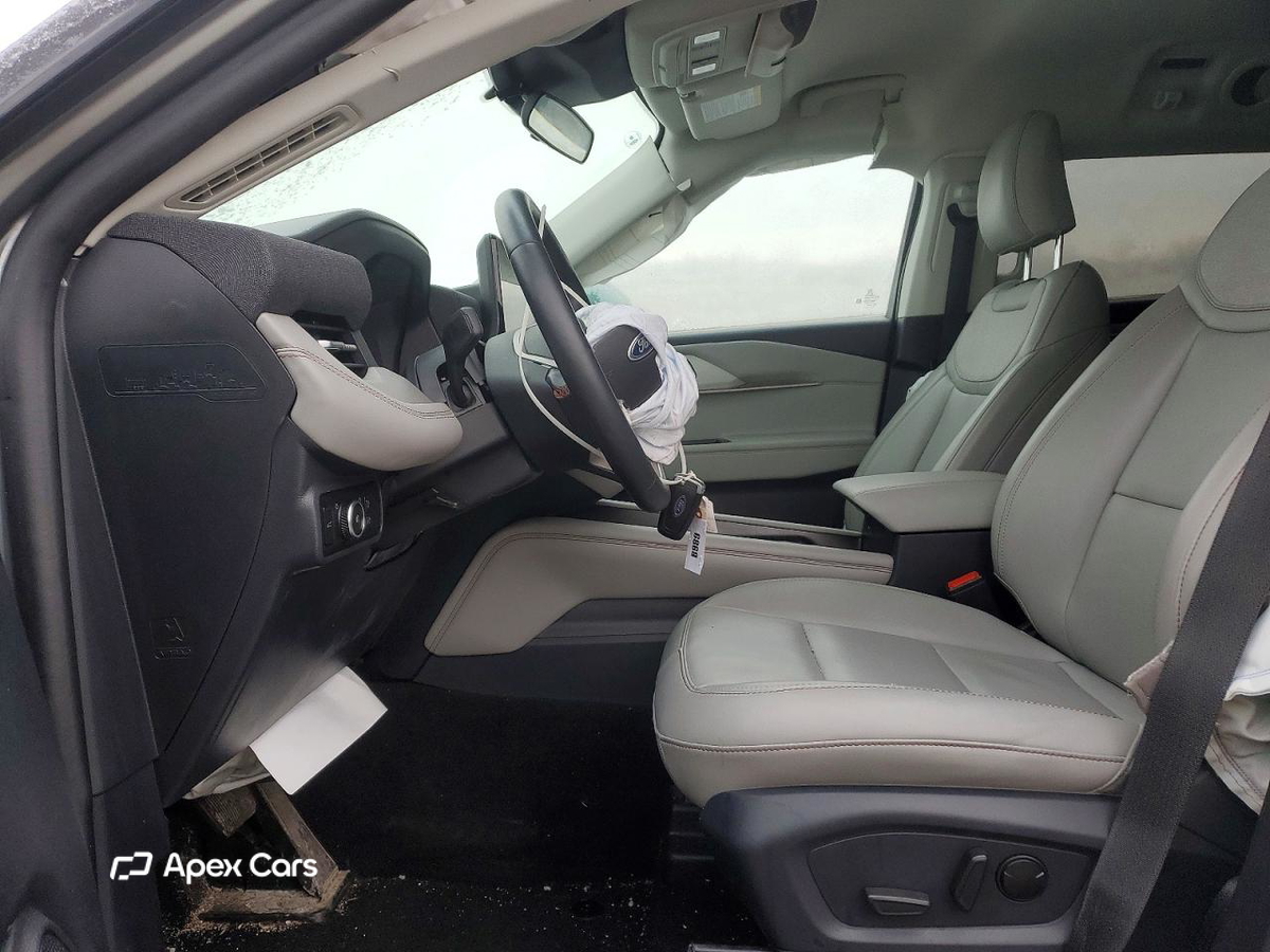 Ford Explorer 2025