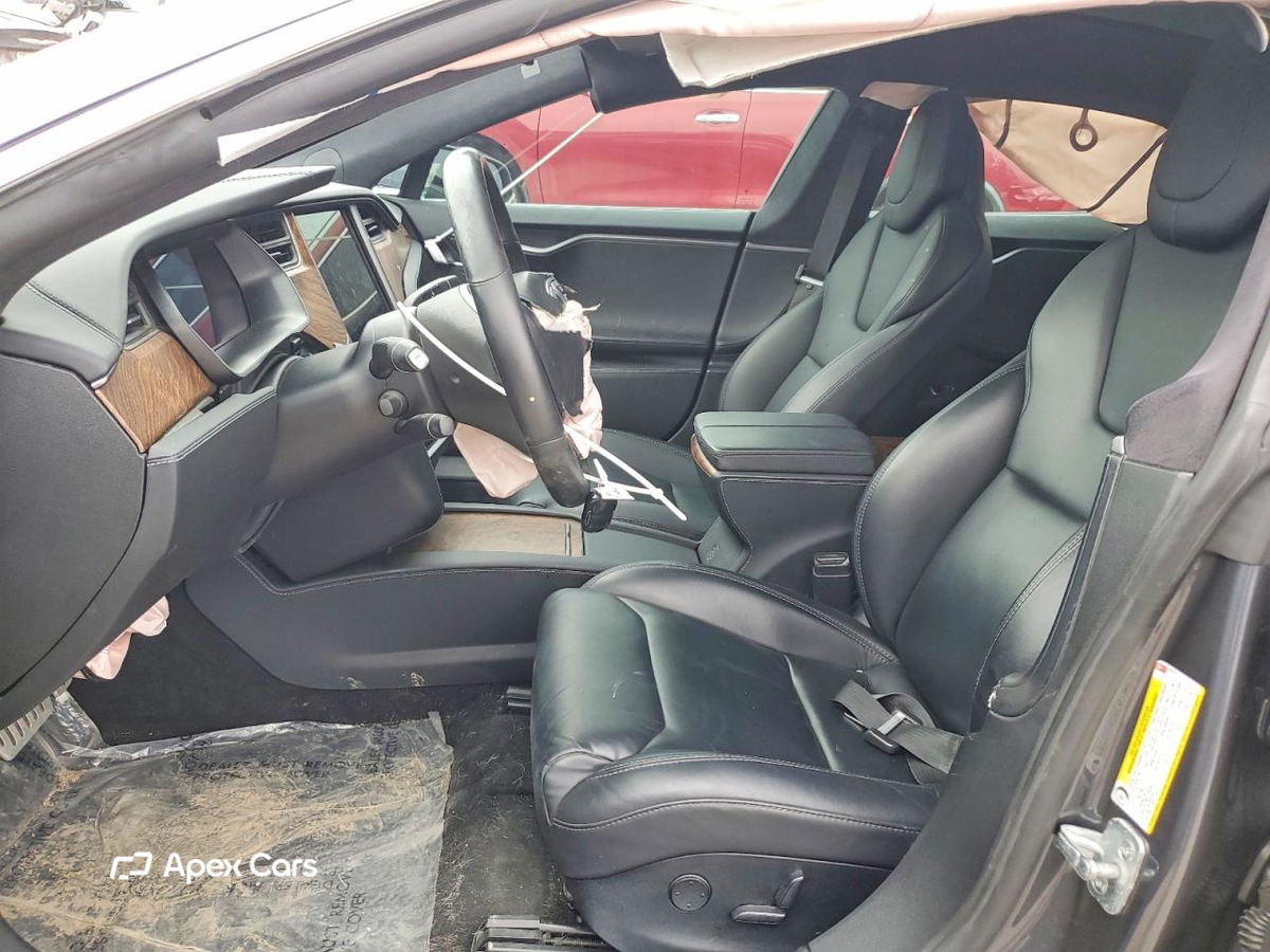 Tesla Model S 2019