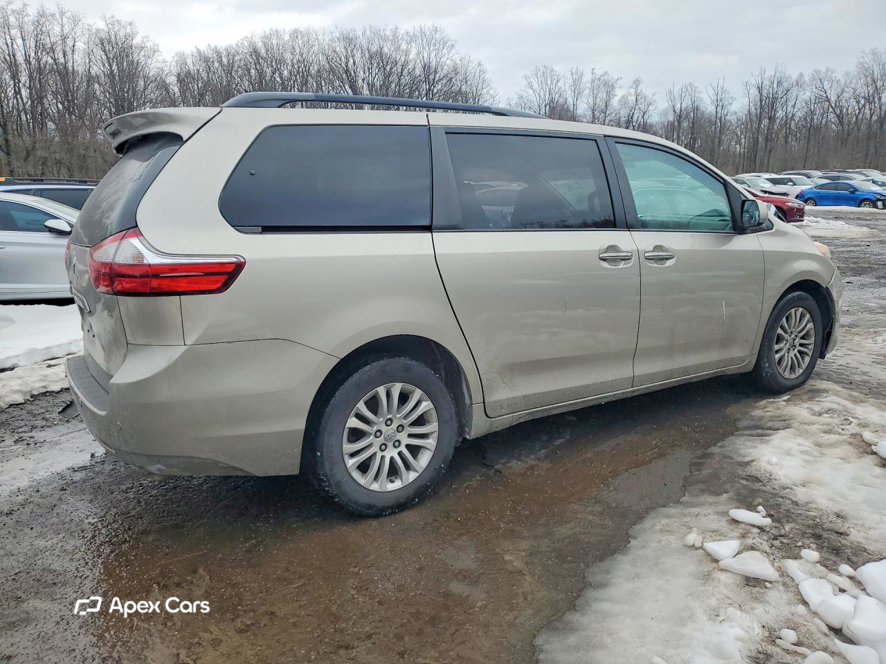 Toyota Sienna 2016