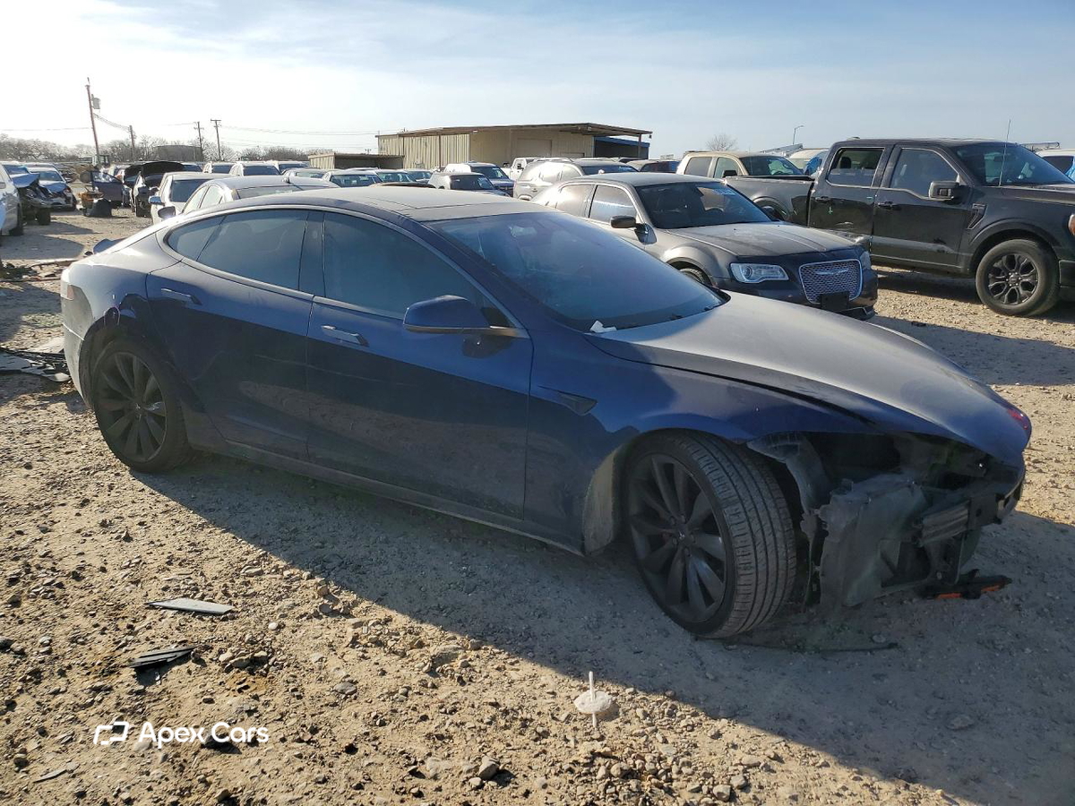 Tesla Model S 2016