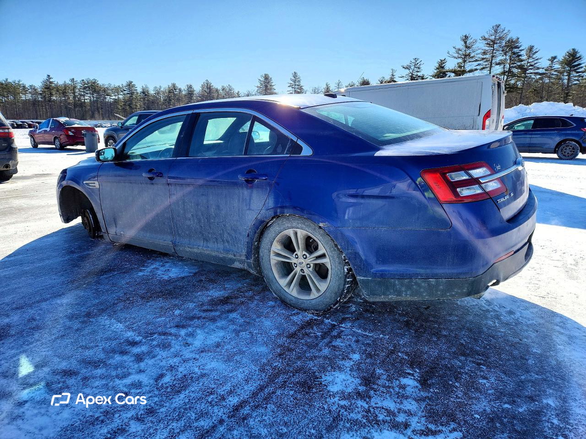 Ford Taurus 2015