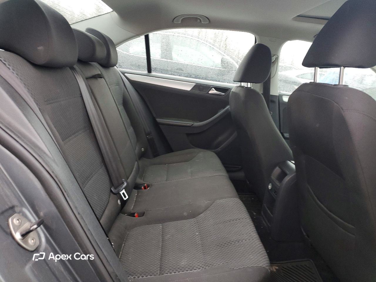 Volkswagen Jetta 2013