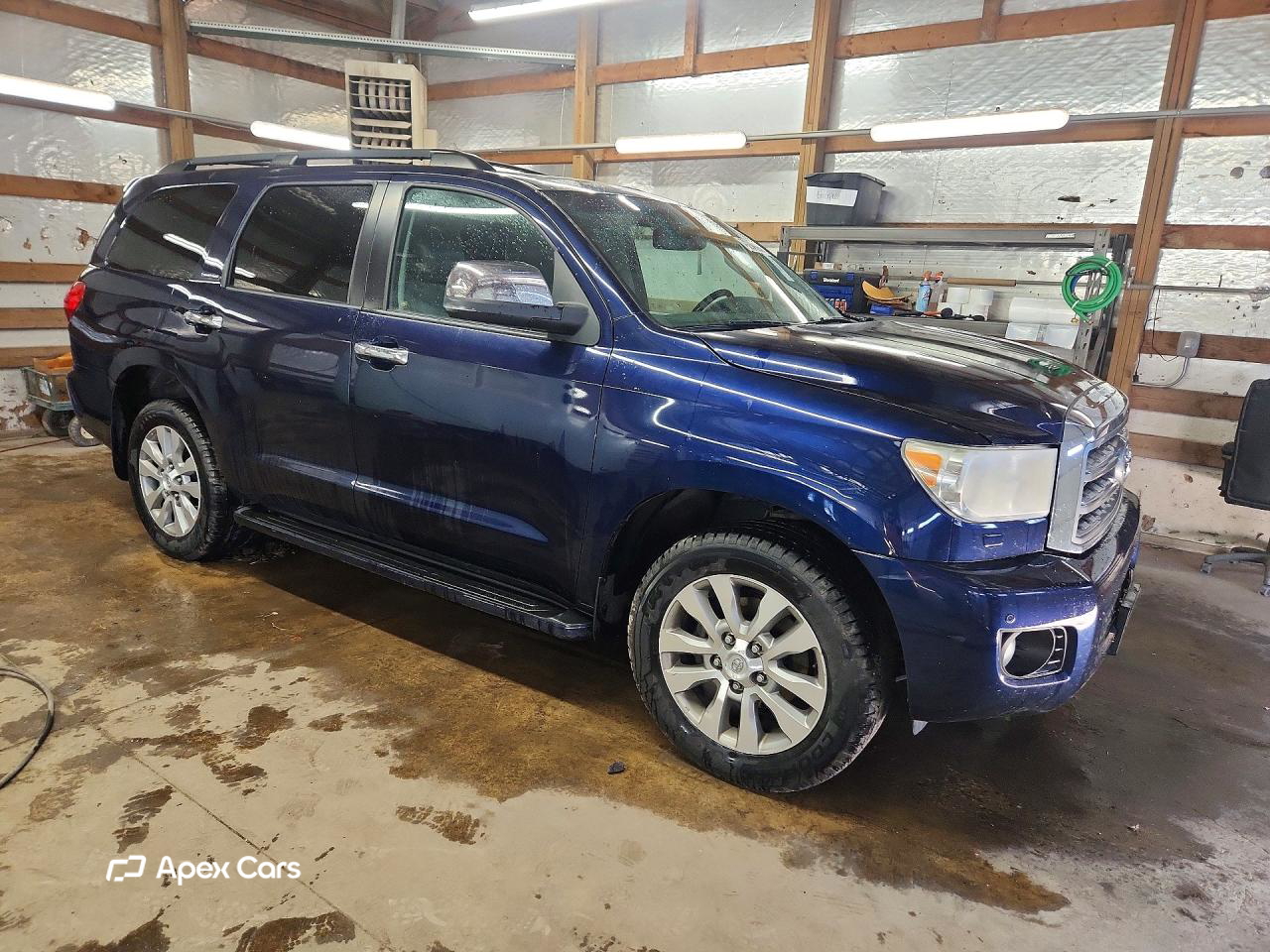 Toyota Sequoia 2010