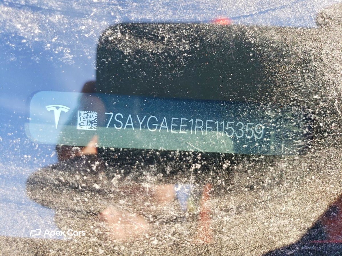 Tesla Model Y 2024