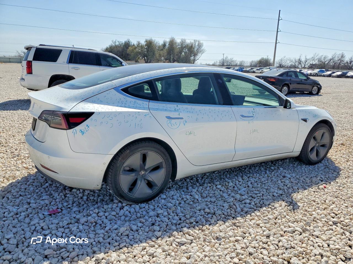 Tesla Model 3 2020