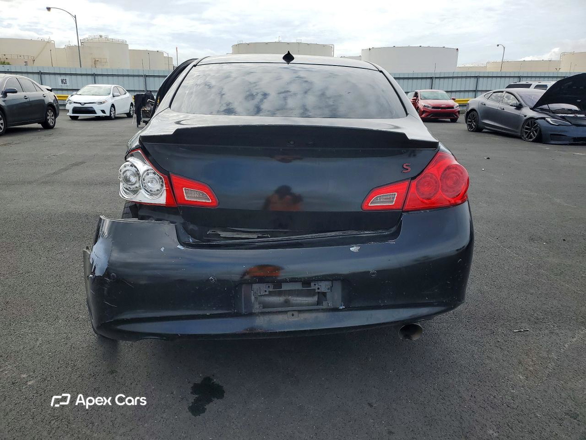 Infiniti G 2010