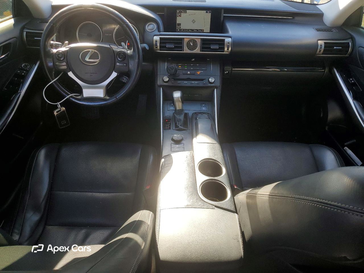 Lexus IS 2016