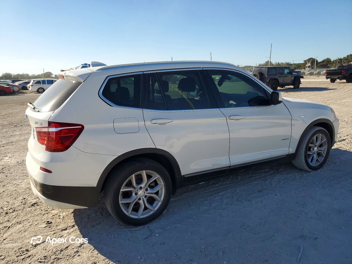 BMW X3 2011