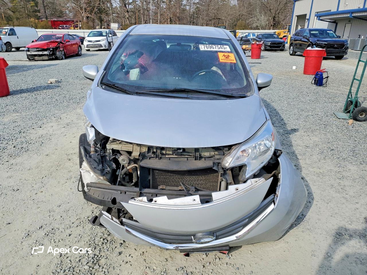 Nissan Versa 2016