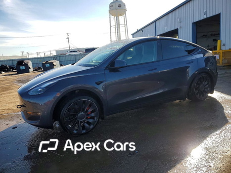 Tesla Model Y 2022 - Image 1 of 13