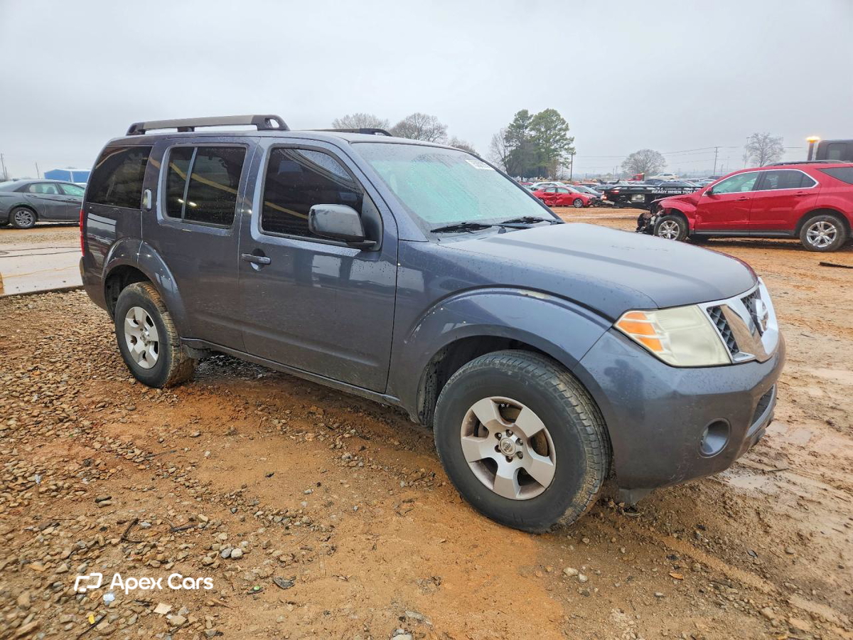 Nissan Pathfinder 2011