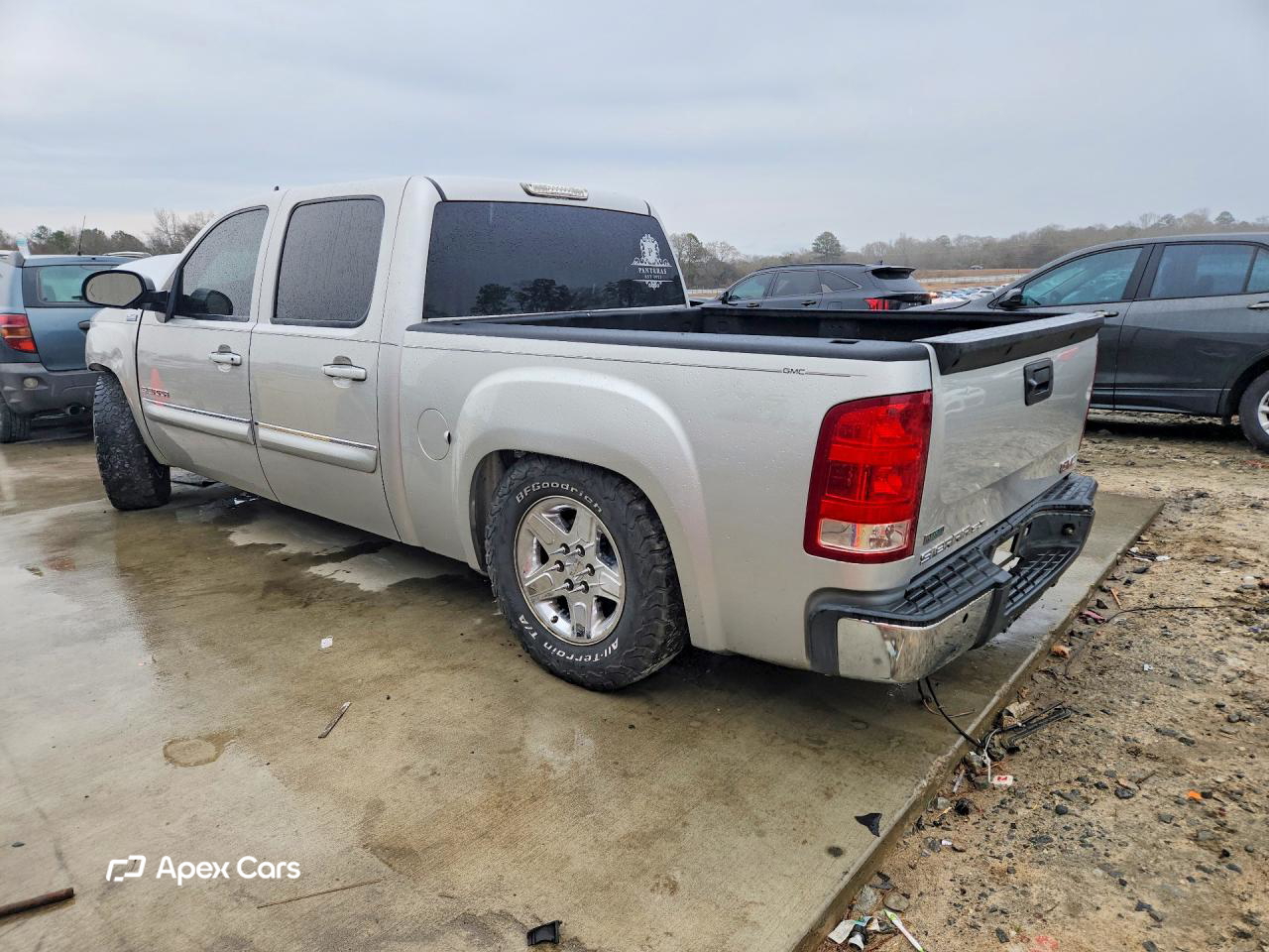 GMC Sierra 2010