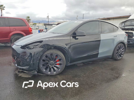 Tesla Model Y 2021 - Image 1 of 13