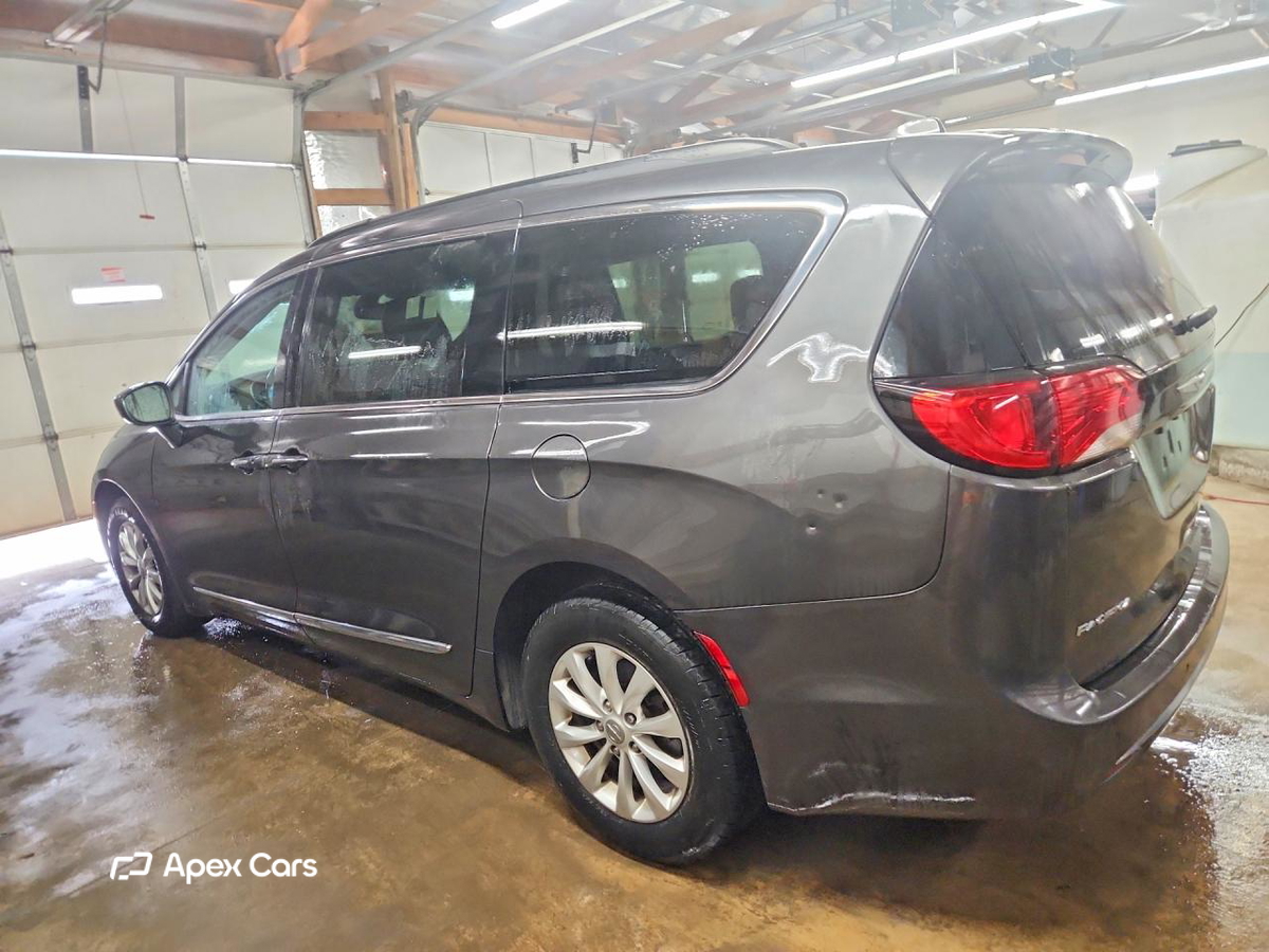 Chrysler Pacifica 2017