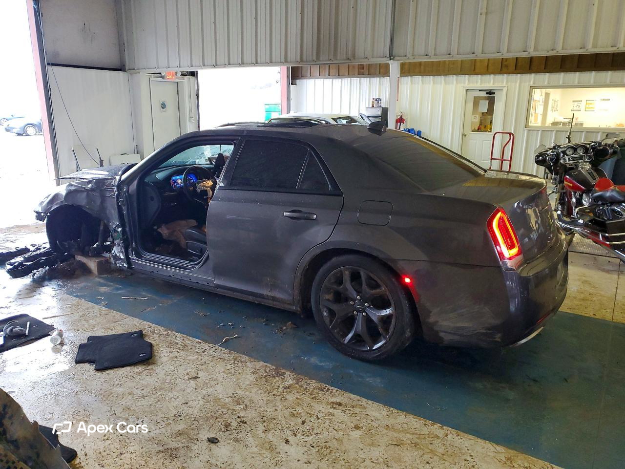Chrysler 300 2021