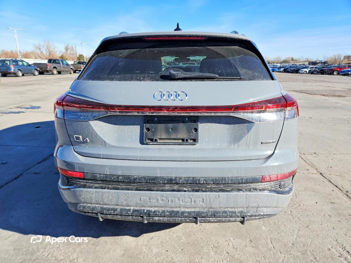Audi Q4 e-tron 2024