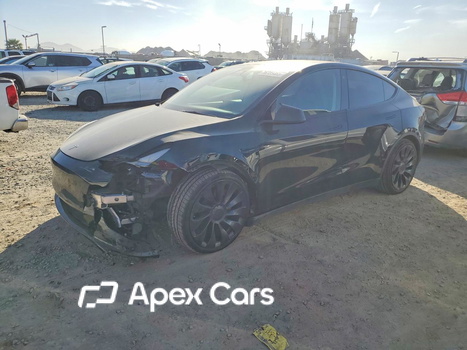 Tesla Model Y 2023 - Image 1 of 13