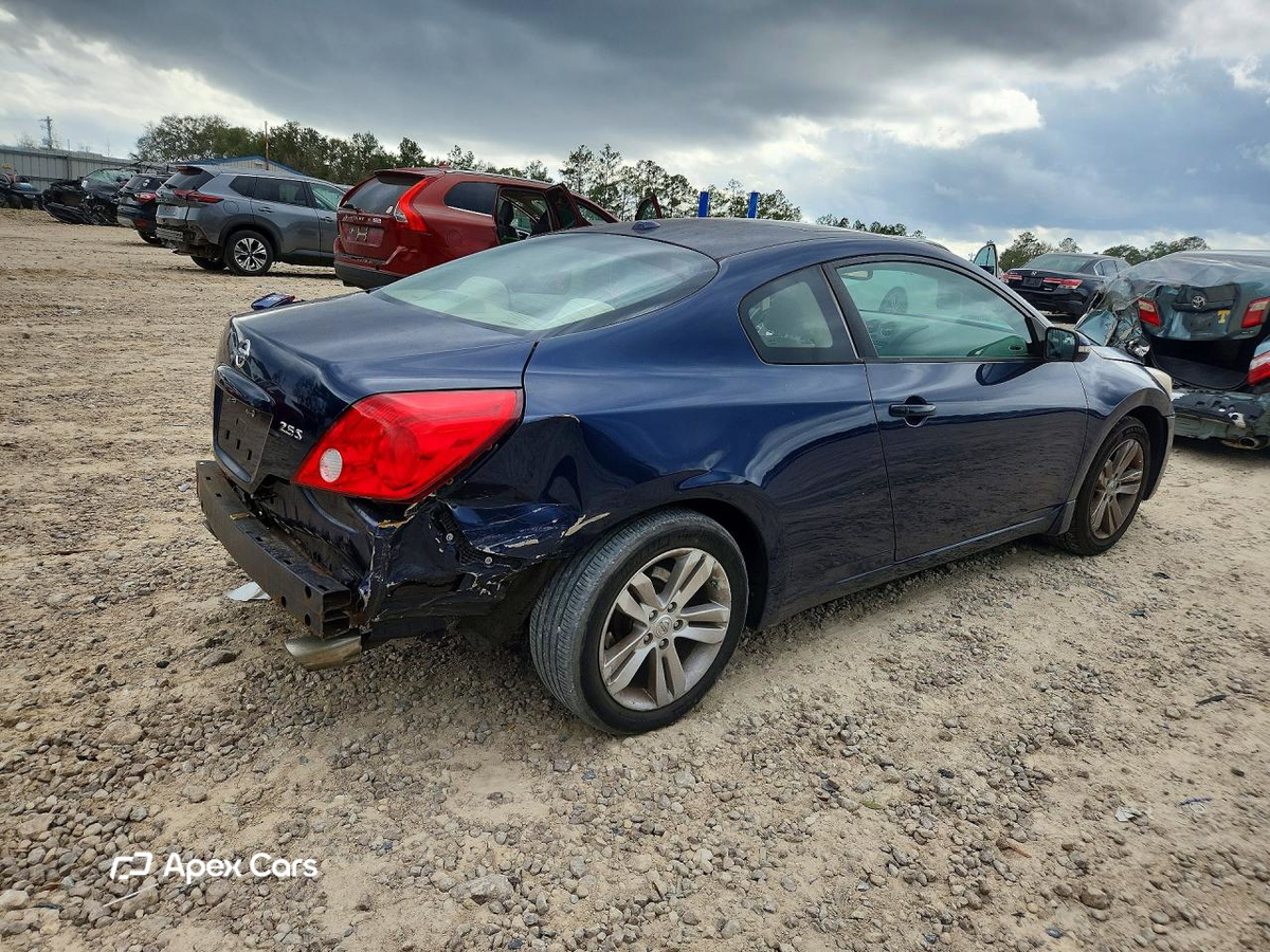Nissan Altima 2011