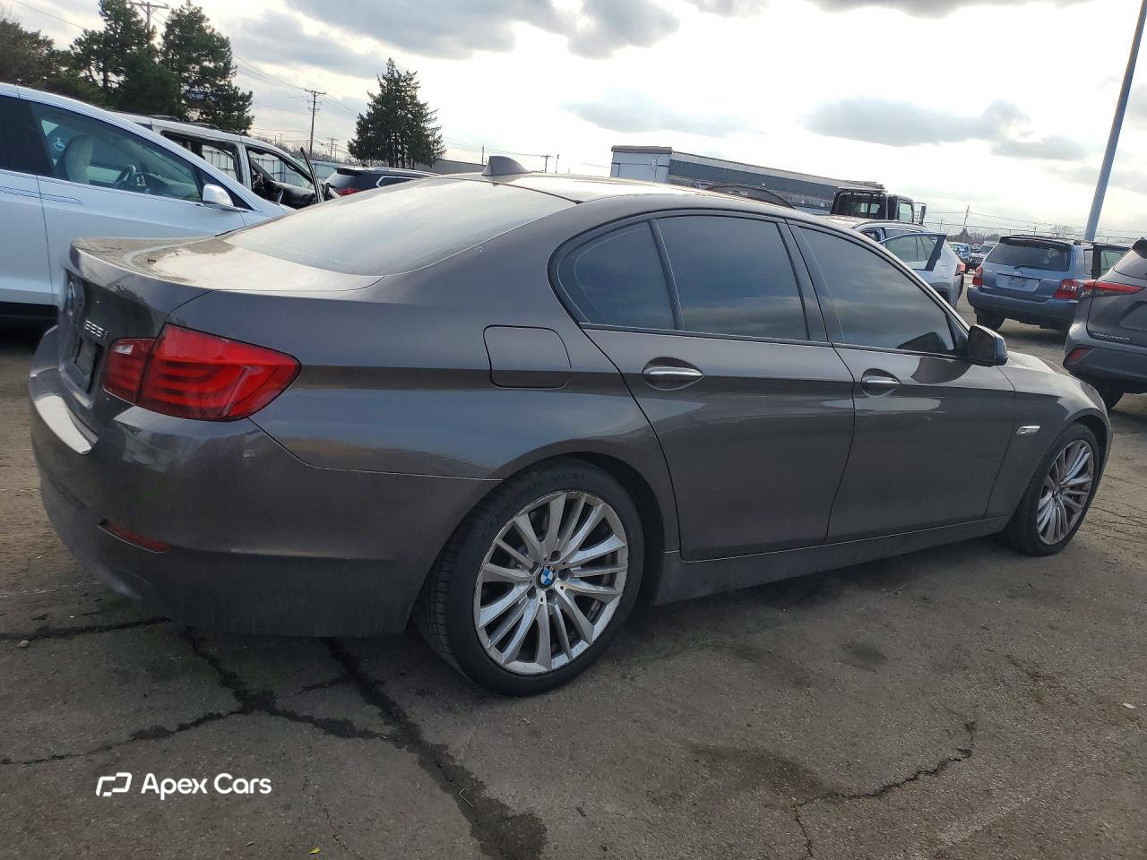 BMW Series 5 2011