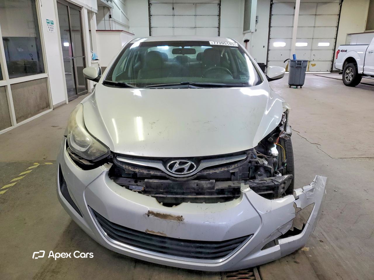 Hyundai Elantra 2016