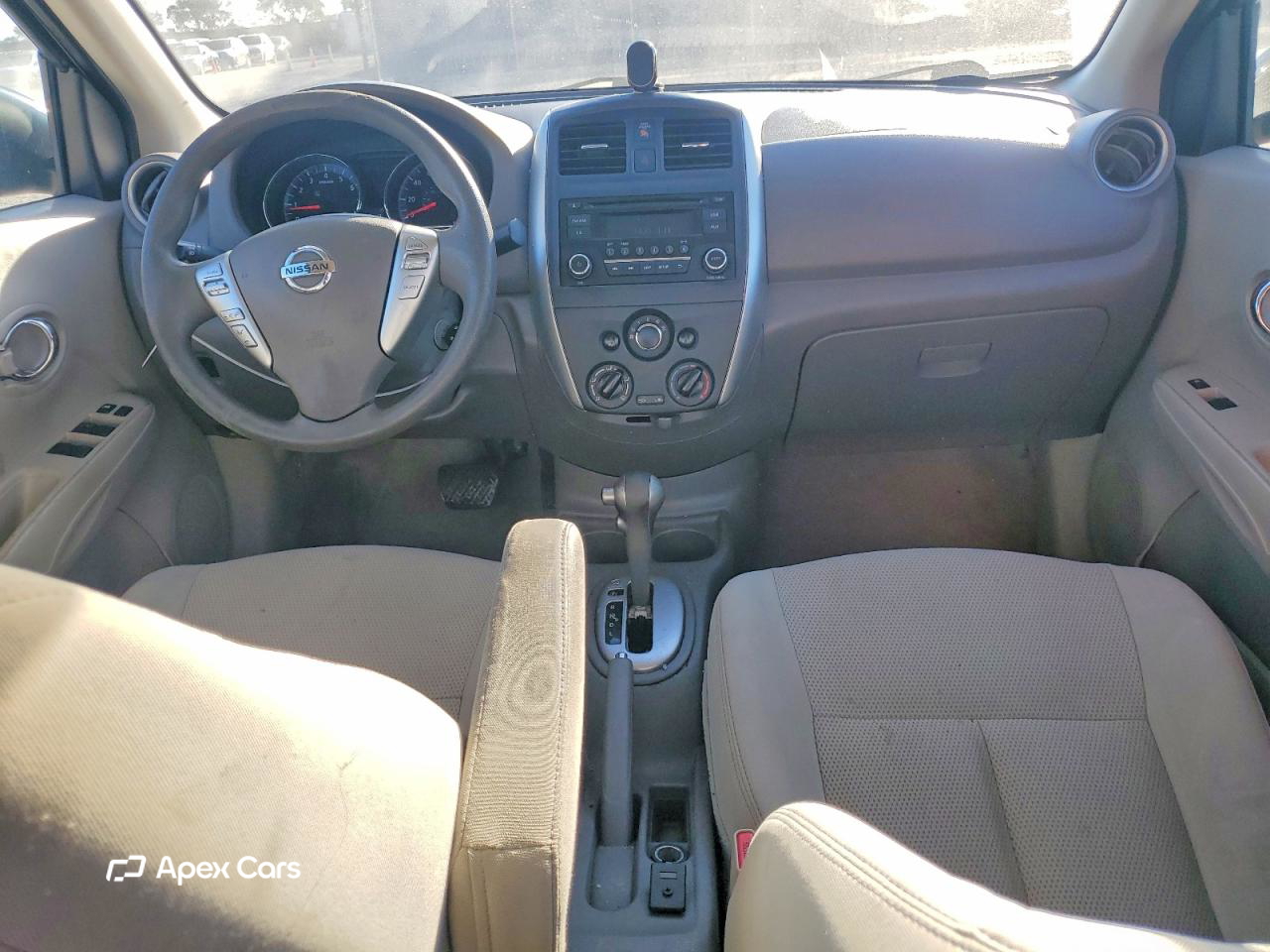 Nissan Versa 2016