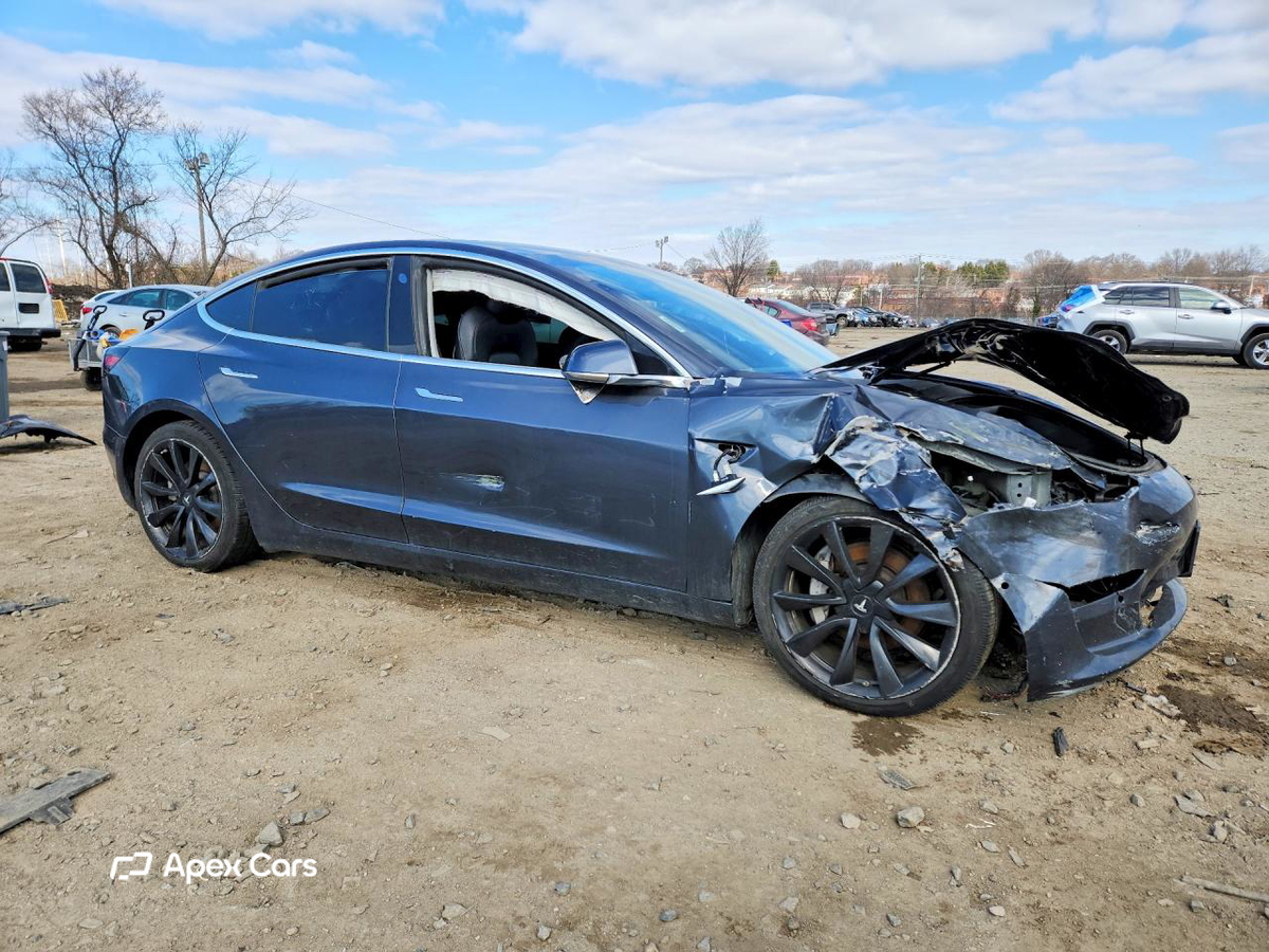 Tesla Model 3 2020