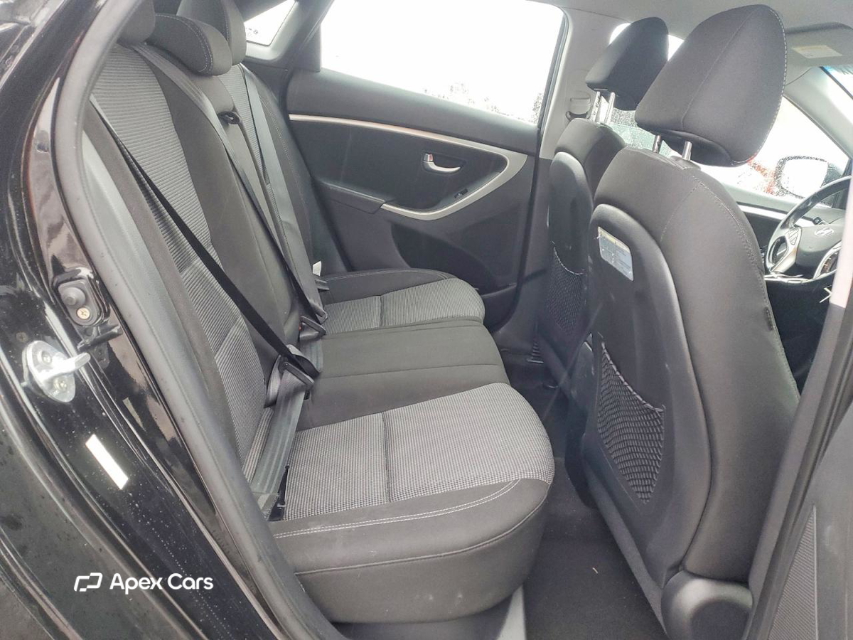 Hyundai Elantra 2013