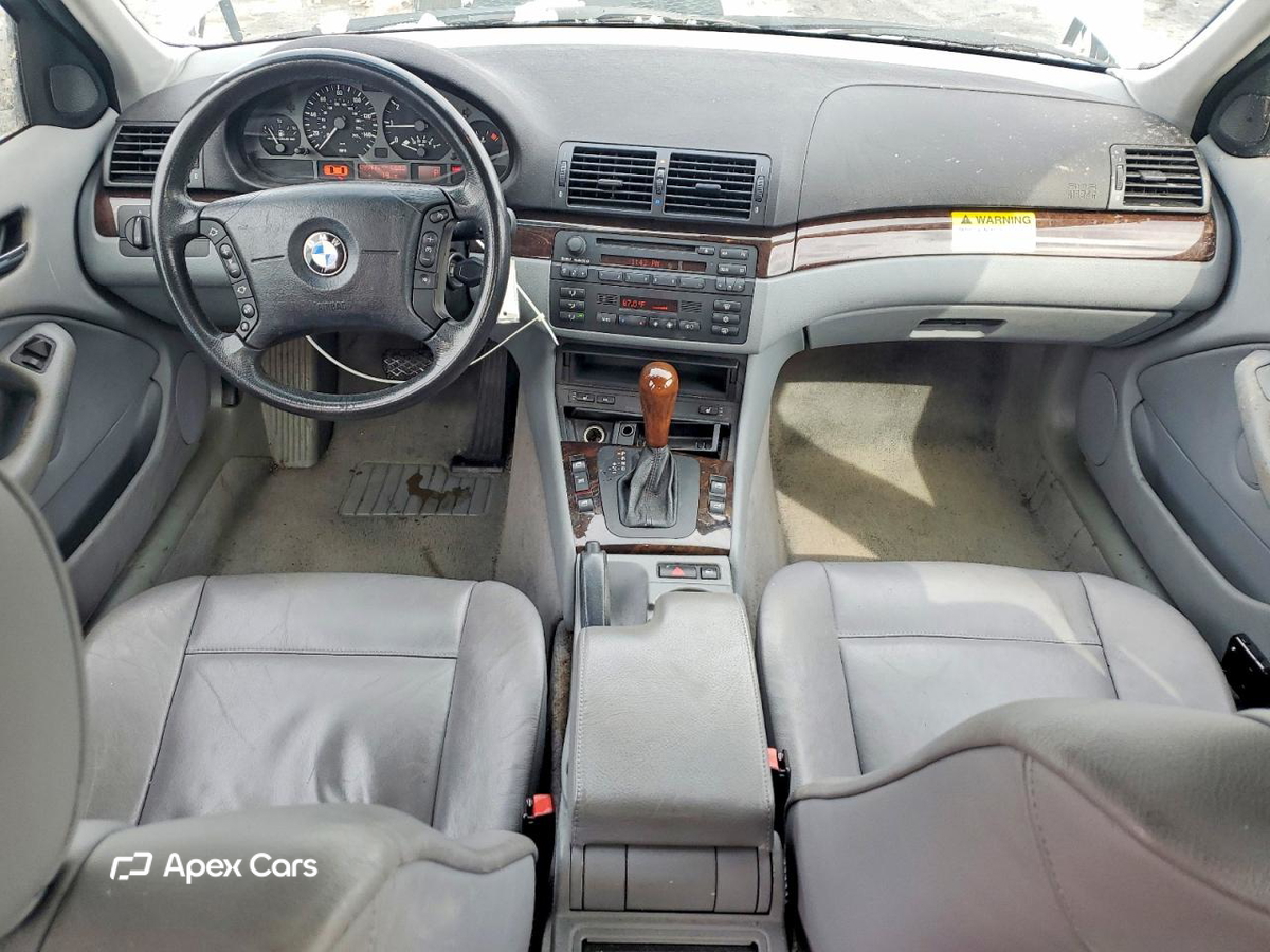 BMW Series 3 2001