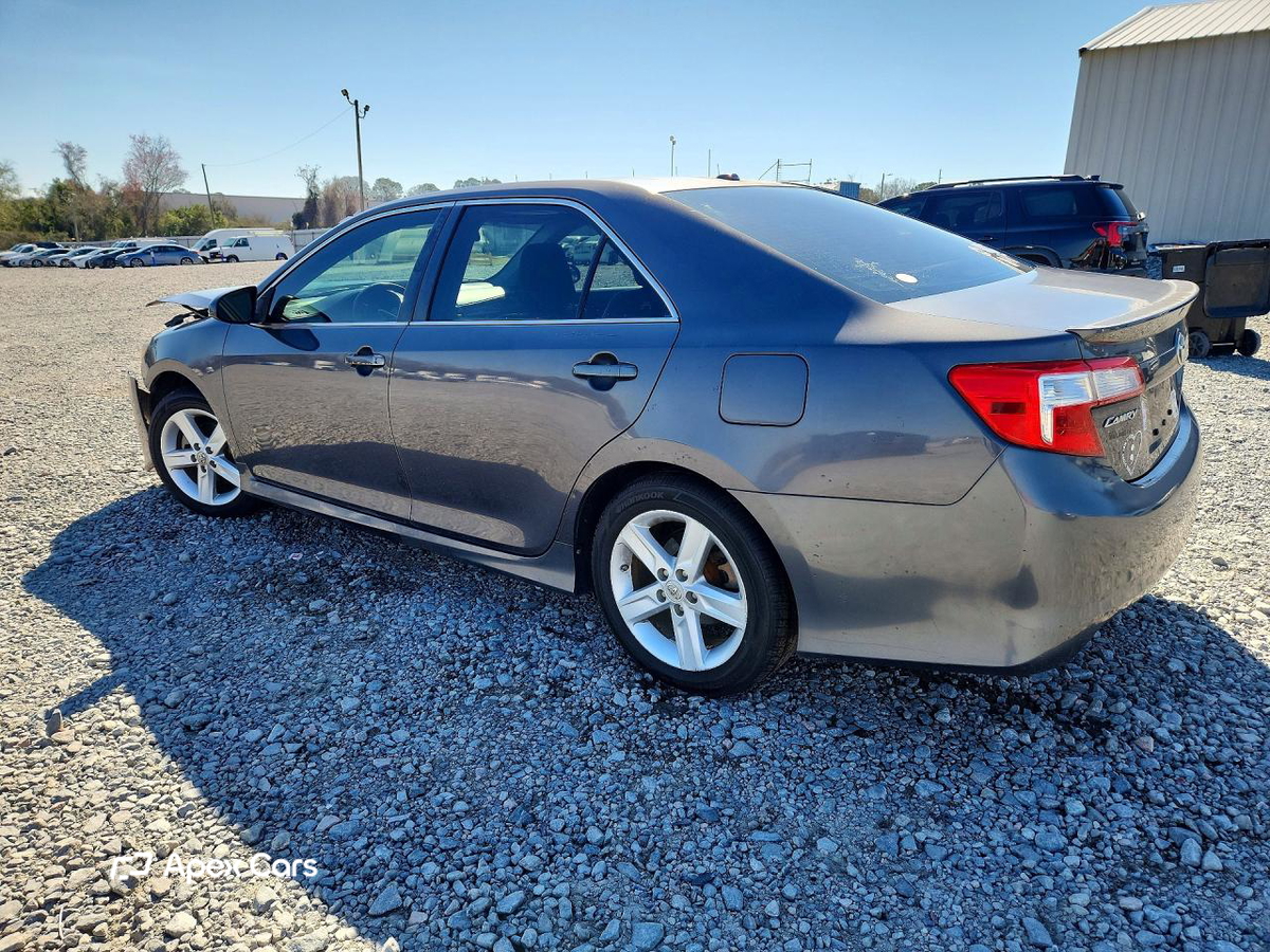 Toyota Camry 2012