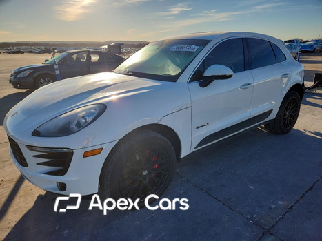 Porsche Macan 2015 - Image 1 of 14