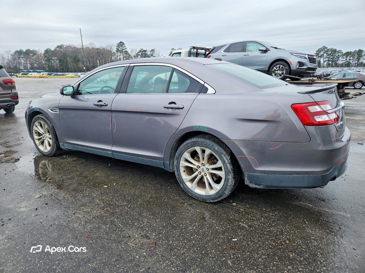 Ford Taurus 2013