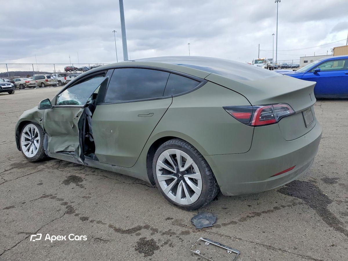 Tesla Model 3 2022