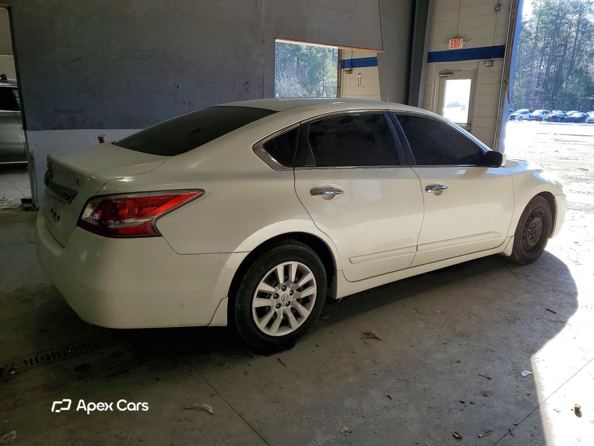 Nissan Altima 2015
