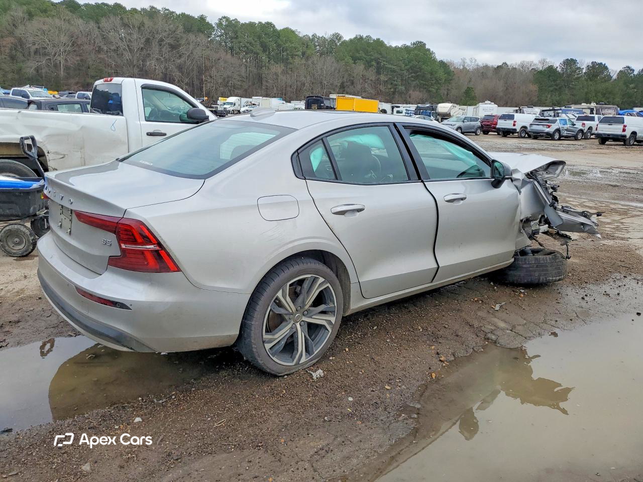 Volvo S60 2024