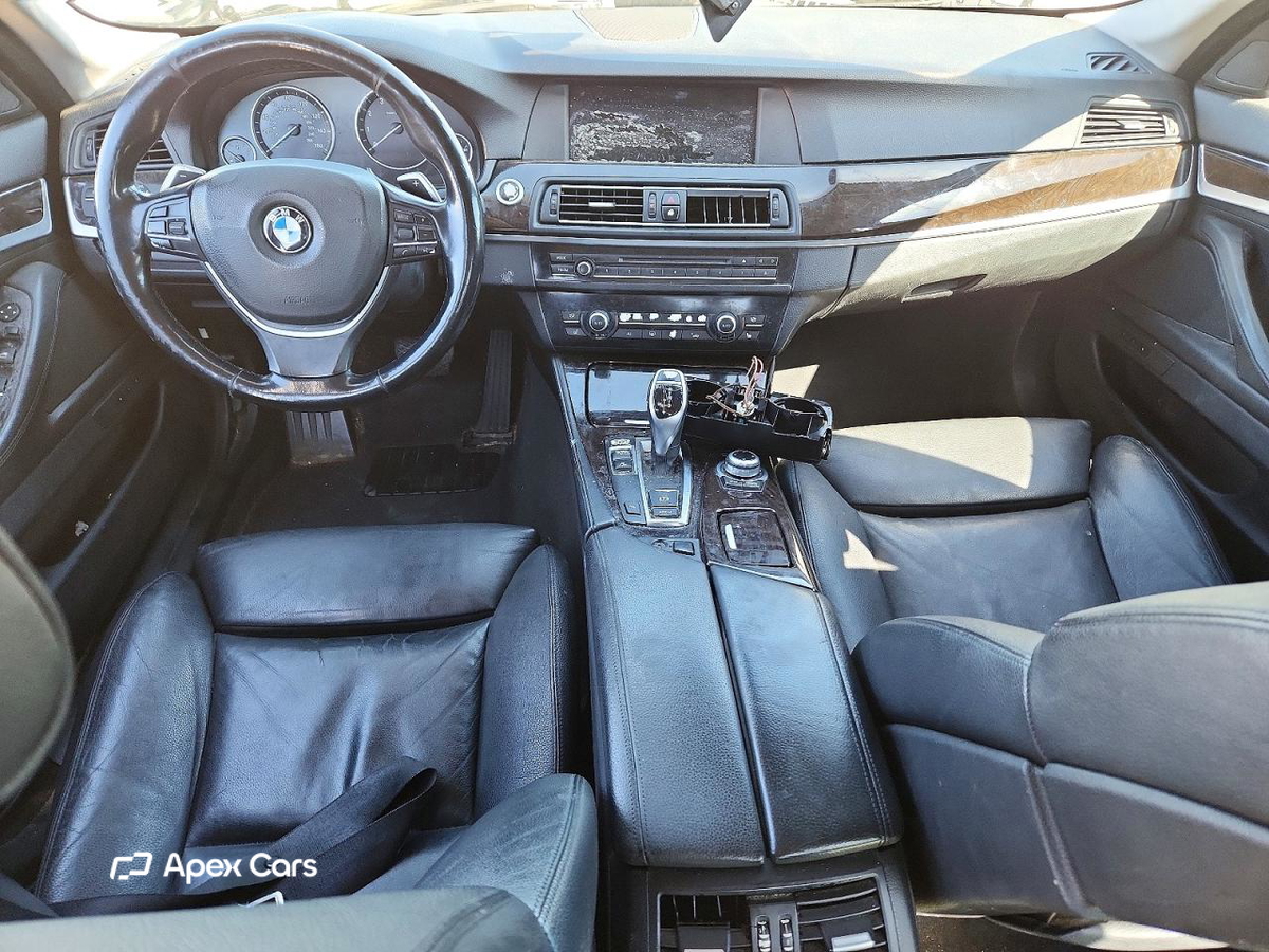 BMW Series 5 2011