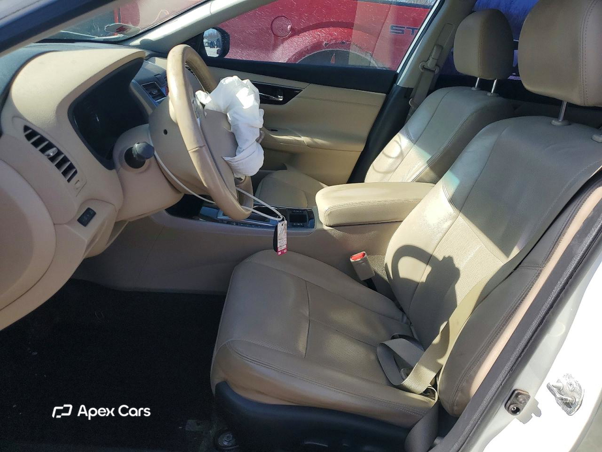 Nissan Altima 2015