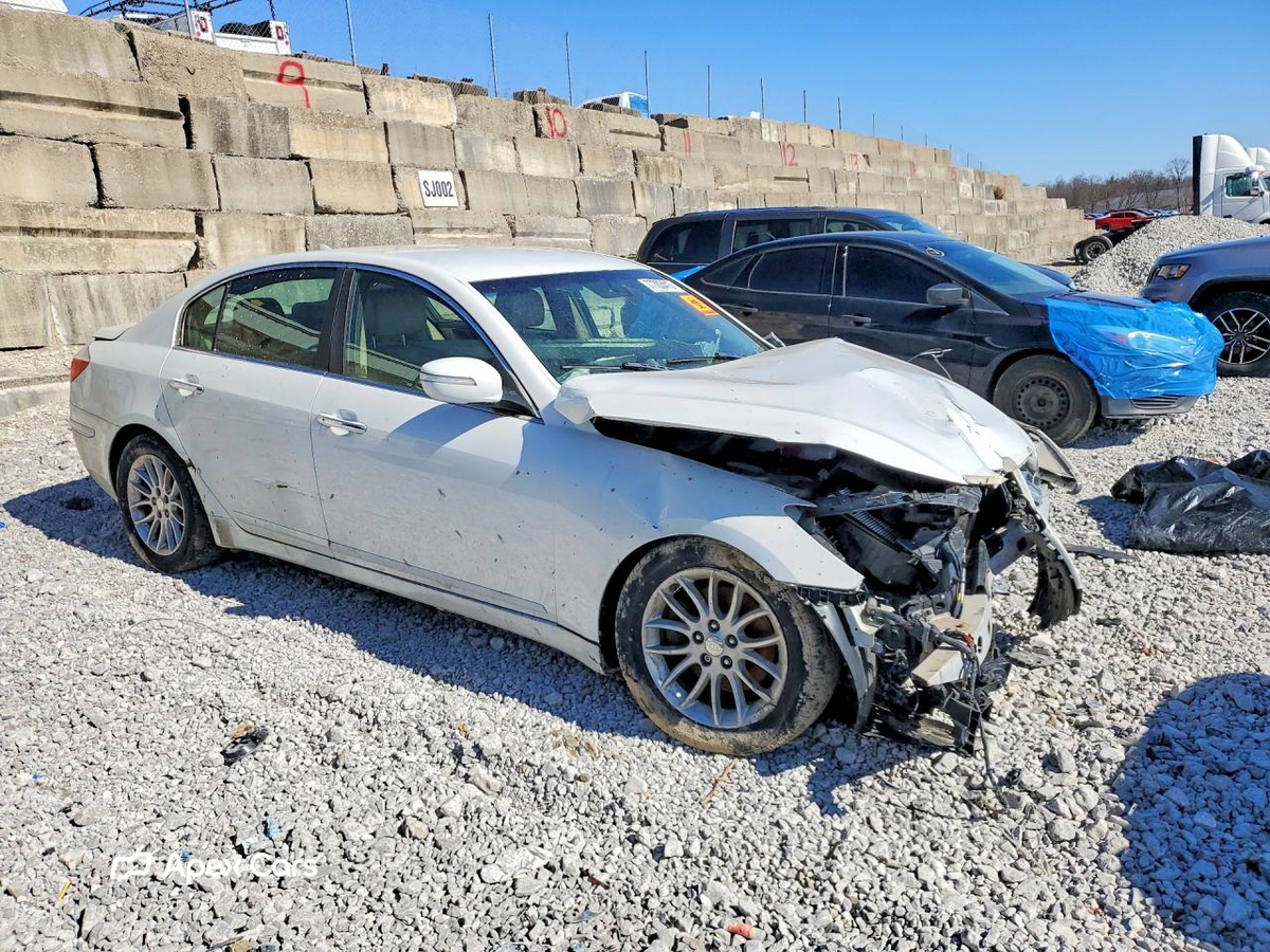 Hyundai Genesis 2011