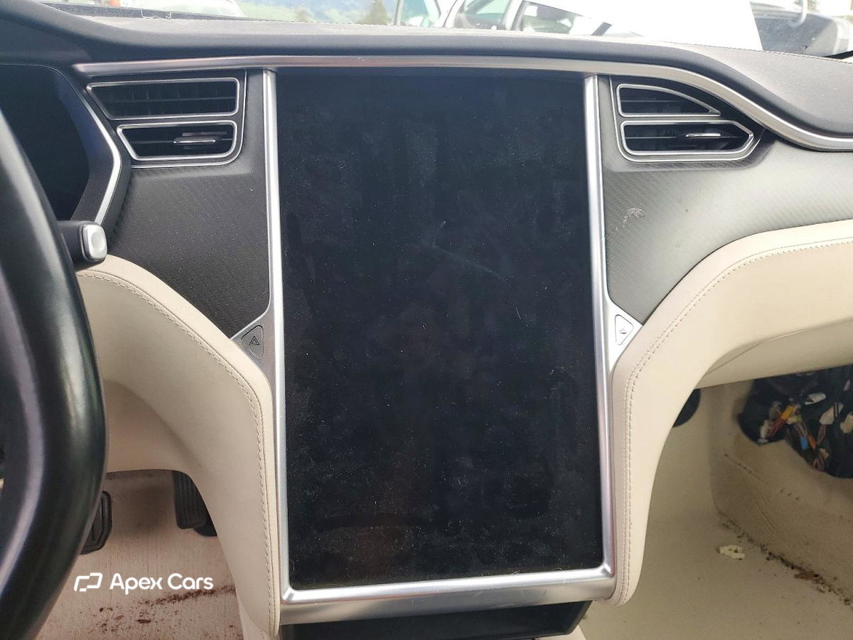 Tesla Model S 2018