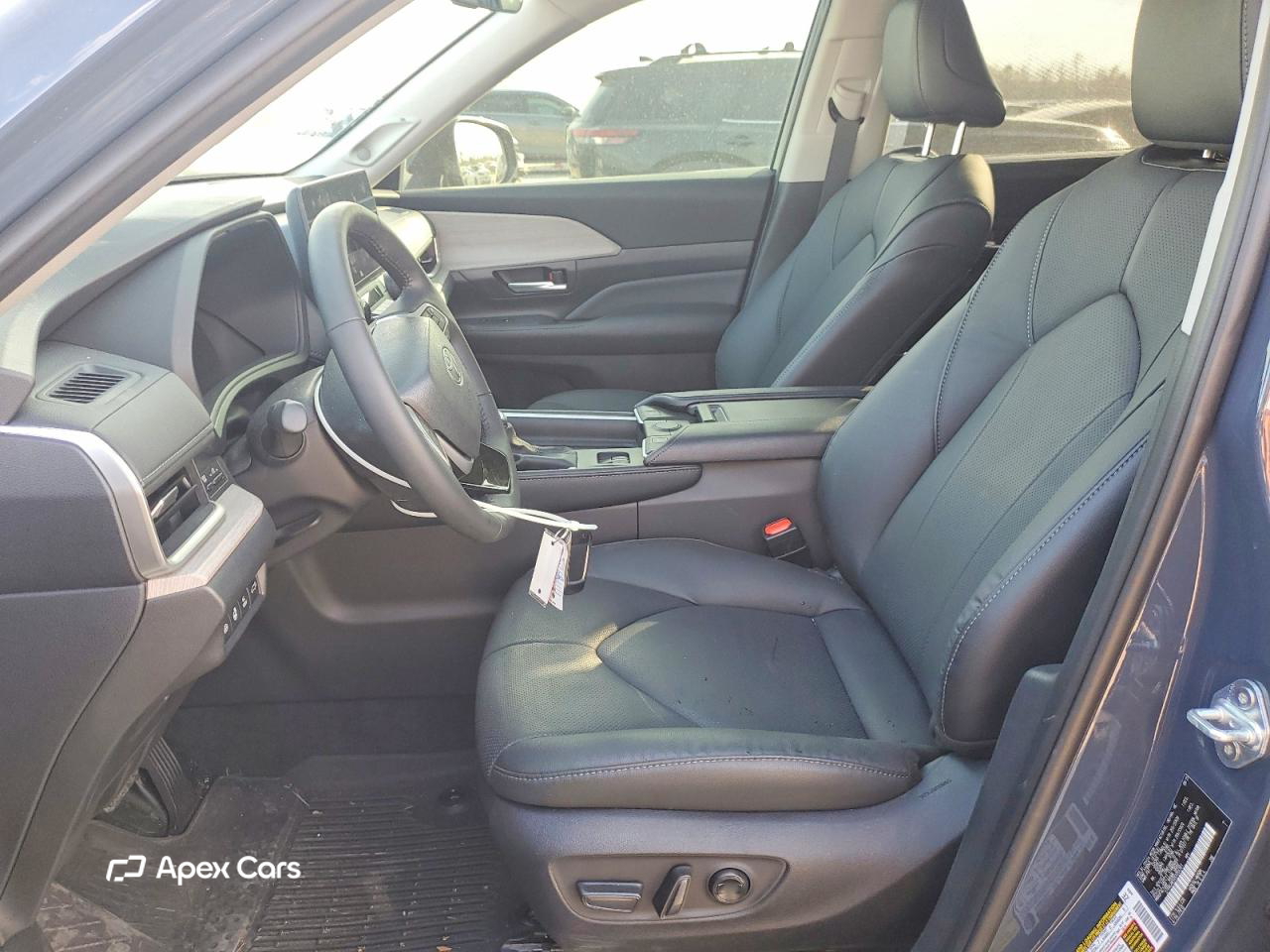 Toyota Highlander 2025