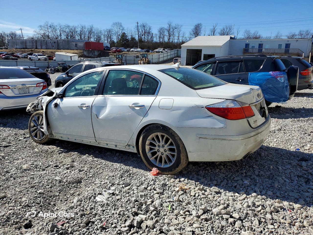 Hyundai Genesis 2011