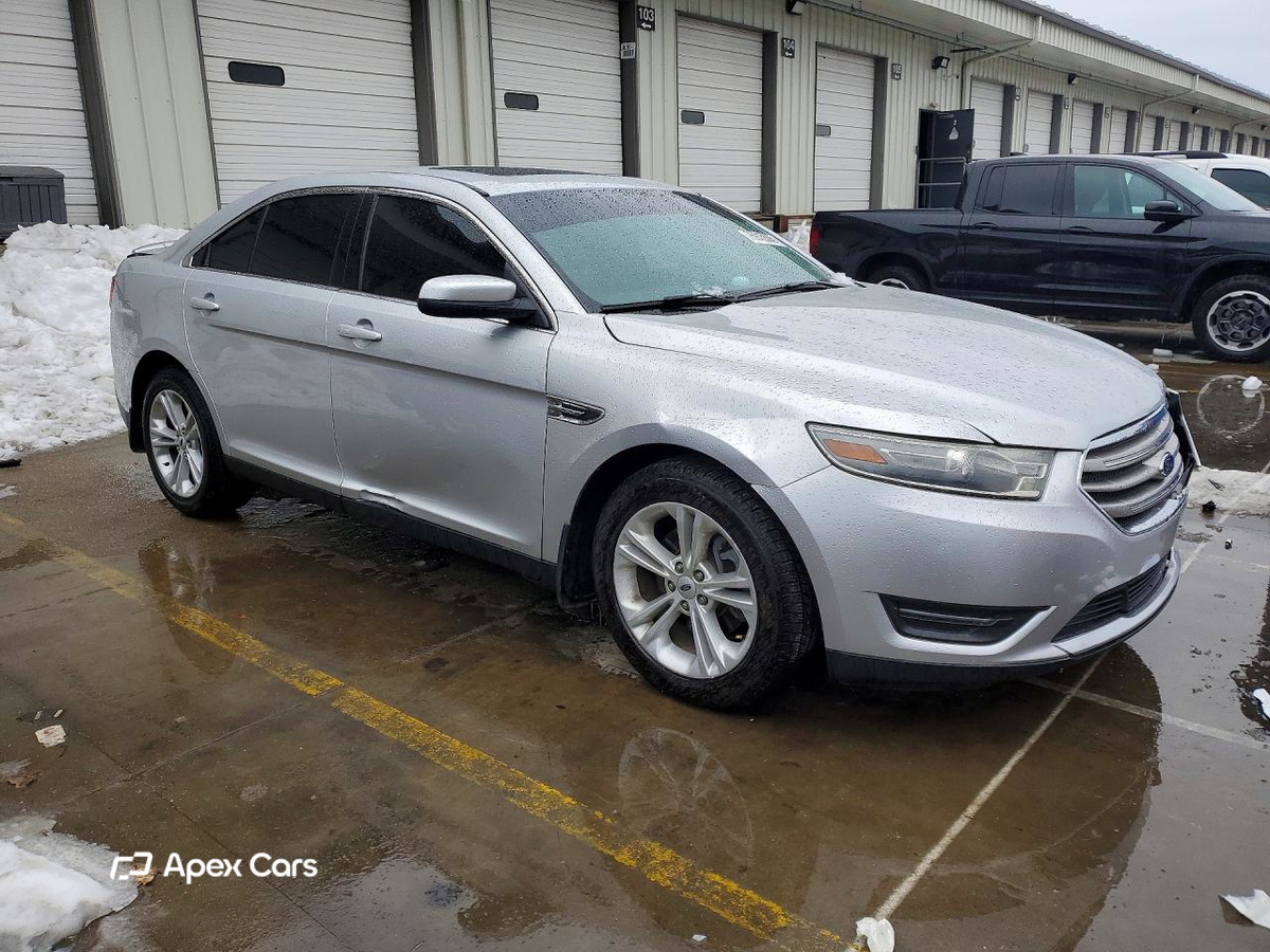 Ford Taurus 2017