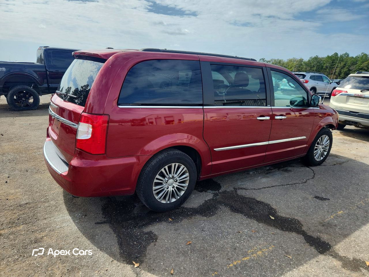 Chrysler Voyager 2013