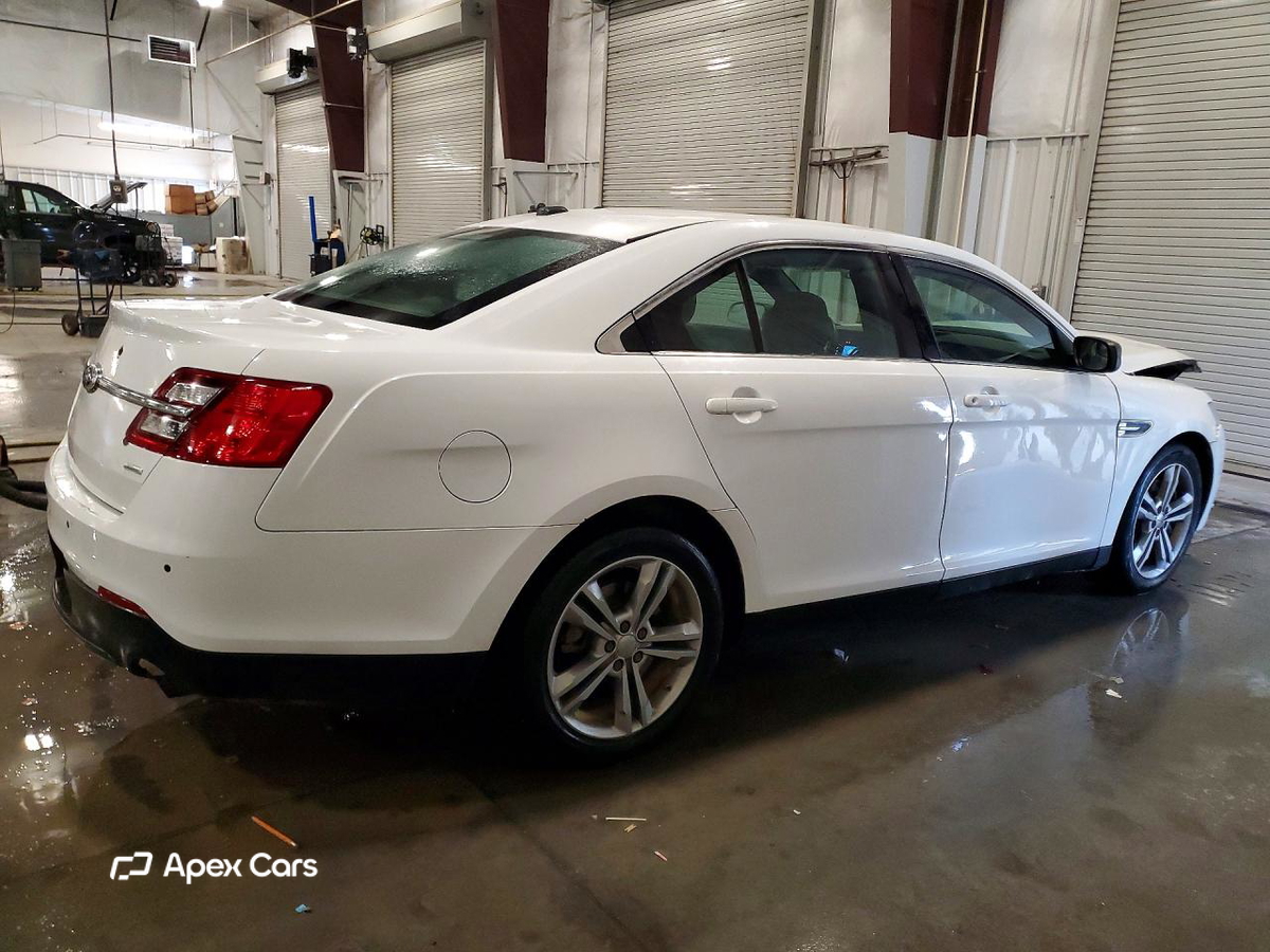 Ford Taurus 2014