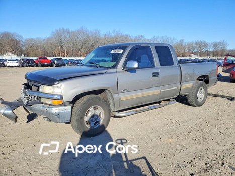 Chevrolet Silverado 2001 - Image 1 of 14