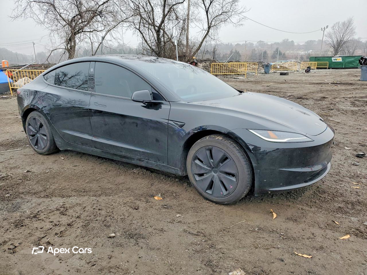 Tesla Model 3 2025