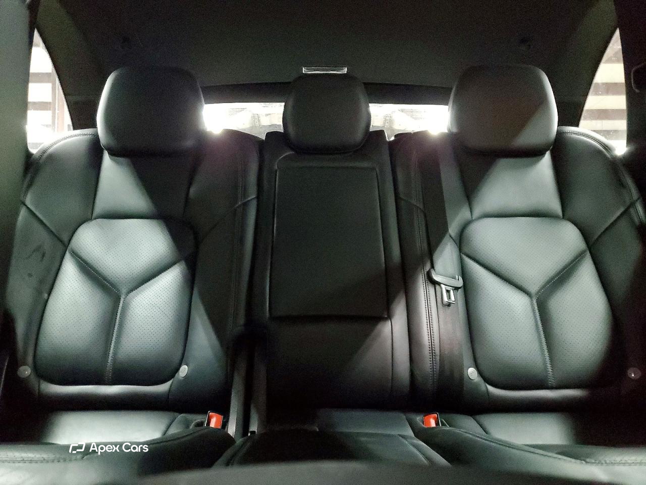 Porsche Cayenne 2016